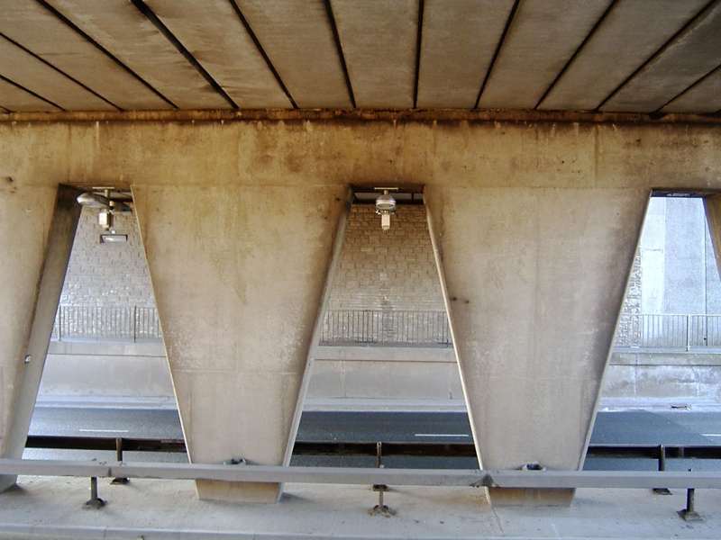 File:Station Road Filton2.jpg