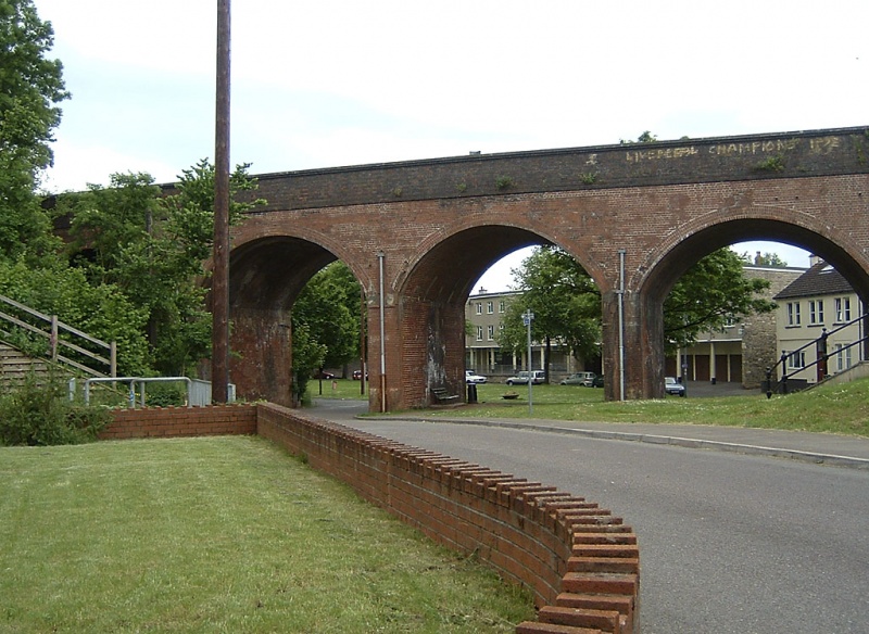 File:Pill Viaduct2.jpg