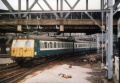 305433