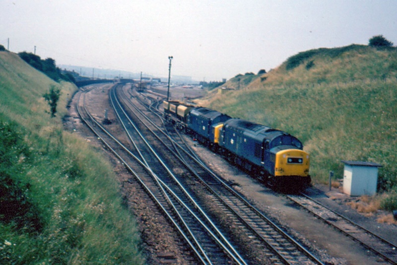 File:Bristol Parkway17.jpg