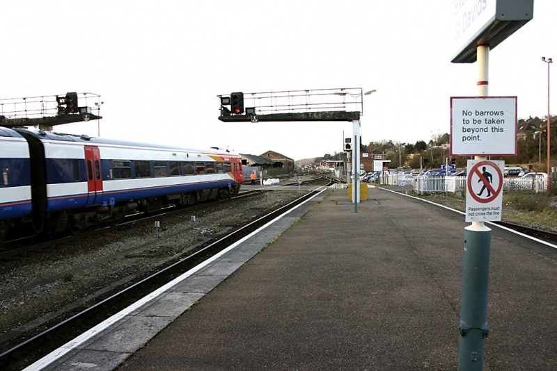 File:Exeter St Davids6.jpg