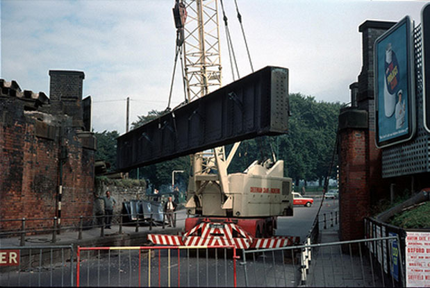 File:Fishponds Road2.jpg