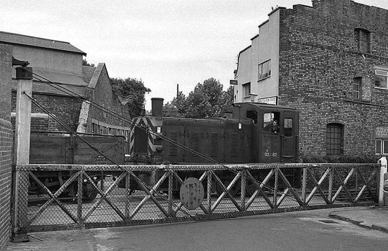 File:Barton Road6.jpg