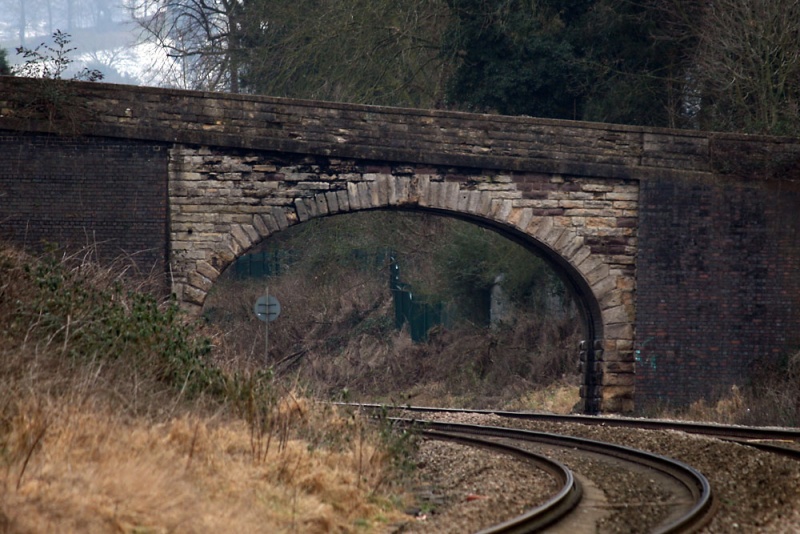 File:Burdett Close Crossing7.jpg