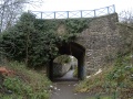 A footpath connects Longreach Grove with David's Road. Bristol is to the right in this photo.