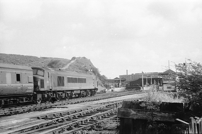 File:Mangotsfield5.jpg