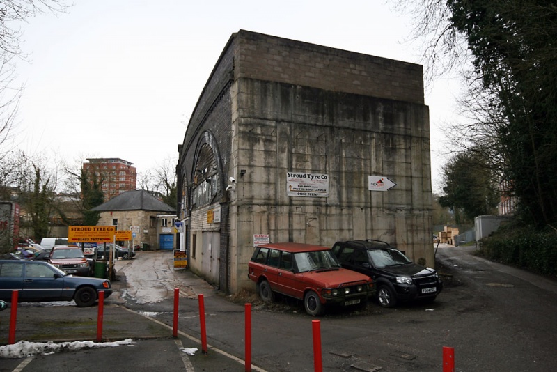 File:Emery Road1.jpg