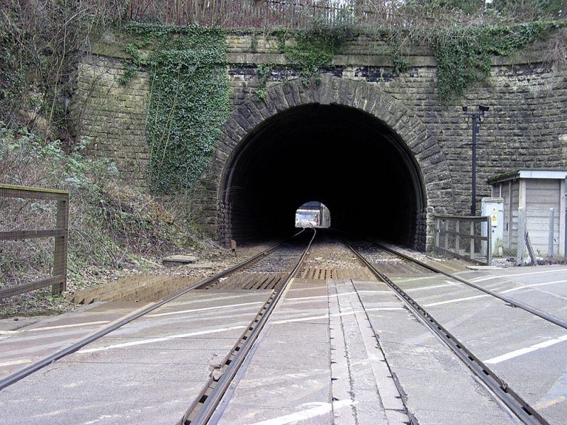 File:Bradford Tunnel1.jpg