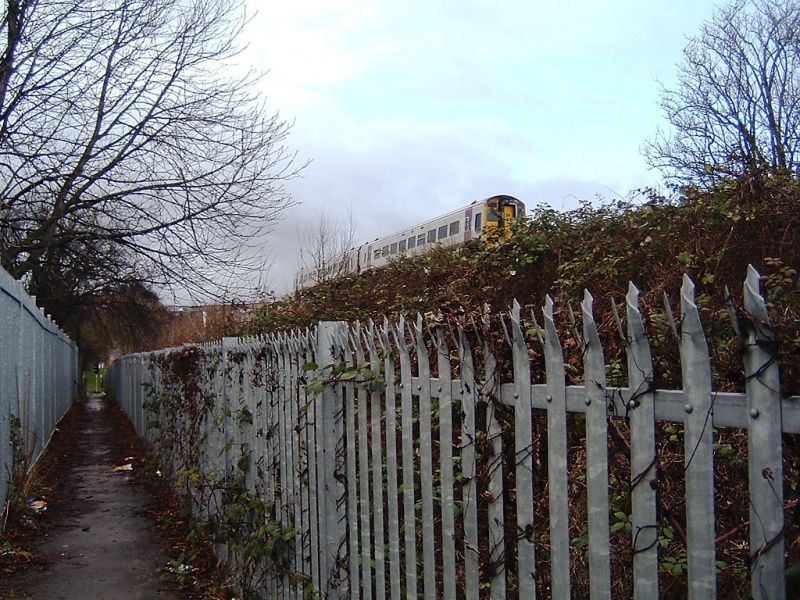 File:Glenfrome Road3.jpg
