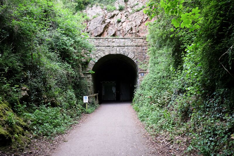 File:TidenhamTunnel1.jpg