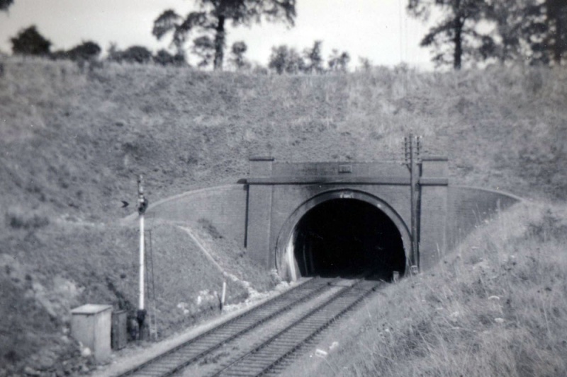 File:CharltonTunnel2.jpg