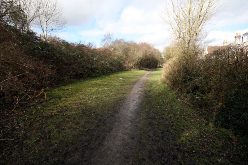 File:Millmead Road1.jpg