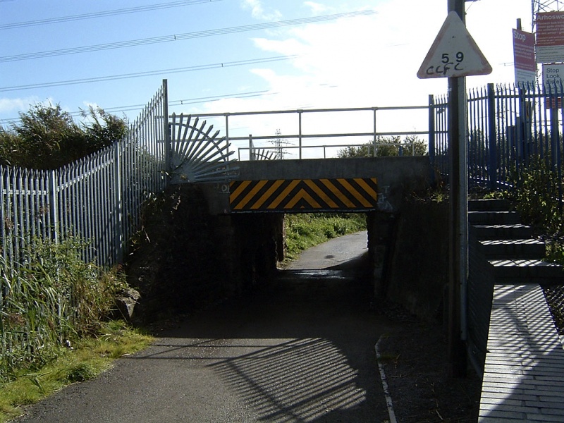 File:Stations Road-Caldicot1.jpg