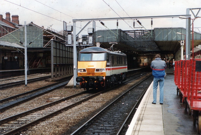 File:90030-2.jpg