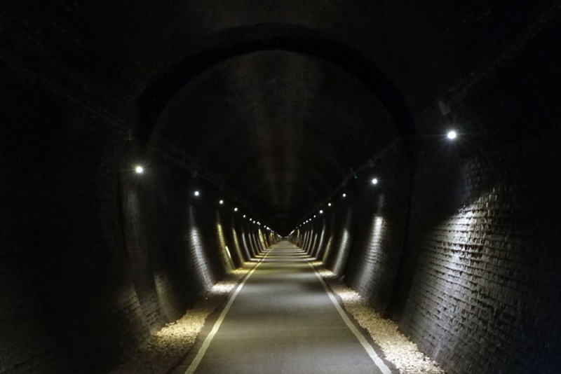 File:CombeDownTunnel5.jpg