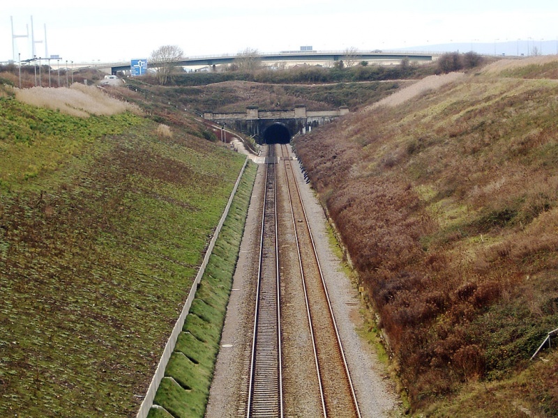 File:Severn Tunnel2.jpg