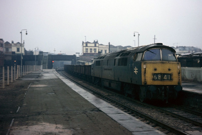 File:Lawrence Hill32.jpg