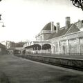 A view west of the station showing Clifton Down signal box at the end of the platform. © Andy Kirkham