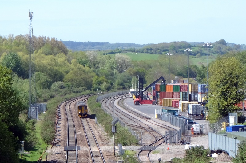 File:Railport2.jpg