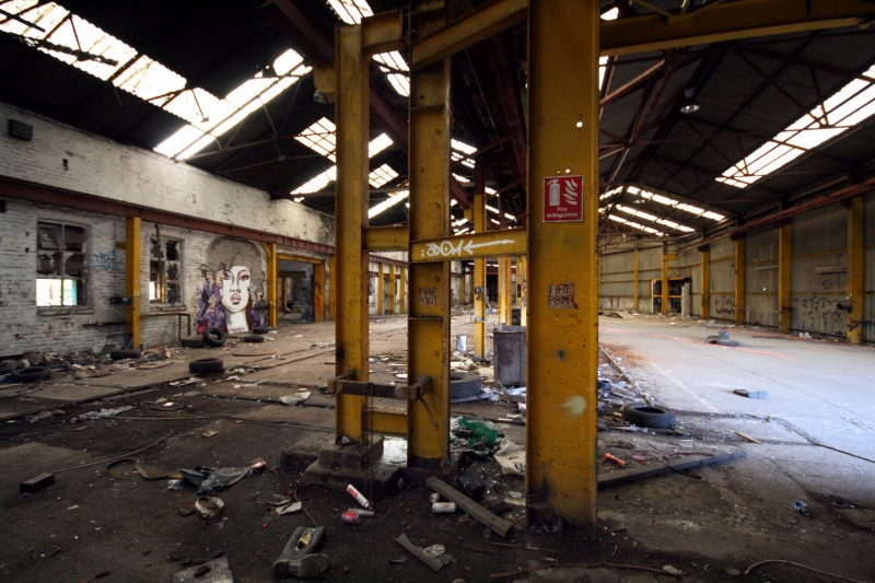 File:3 Dom 3 Legs.jpg