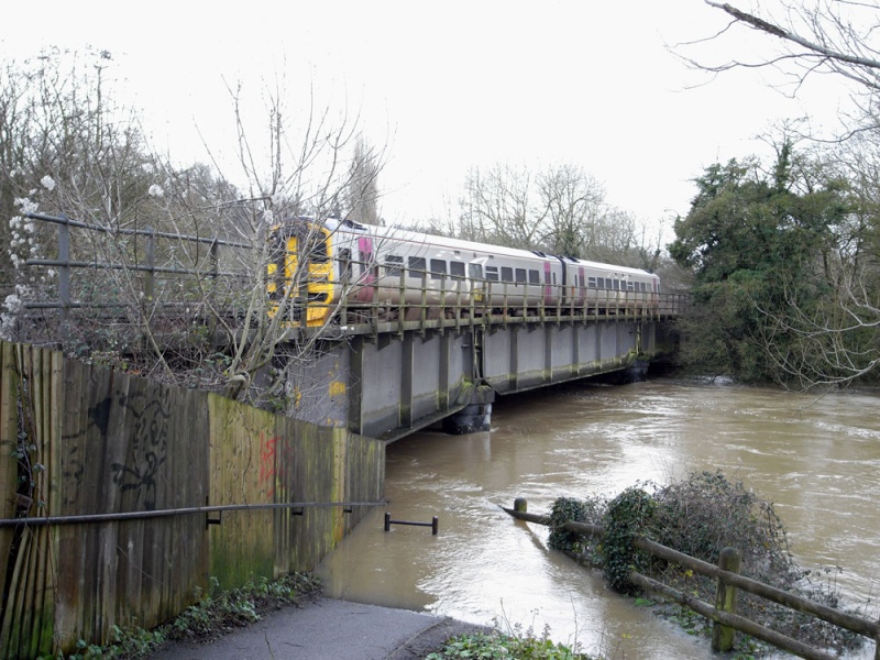 File:Bradford Viaduct4.jpg