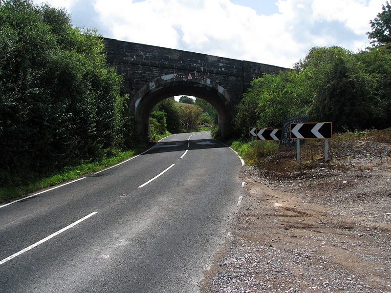 File:Wickwar Road2.jpg