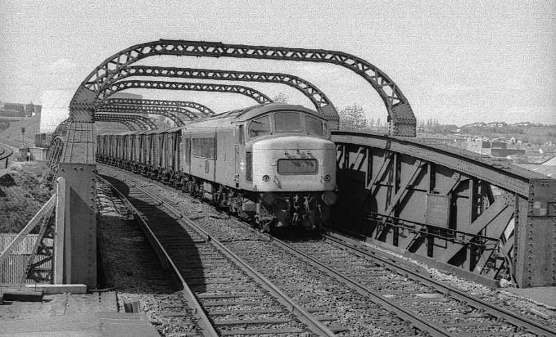 File:Stapleton Road2.jpg