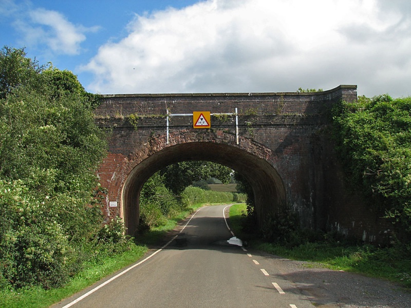 File:Wotten Road2.jpg