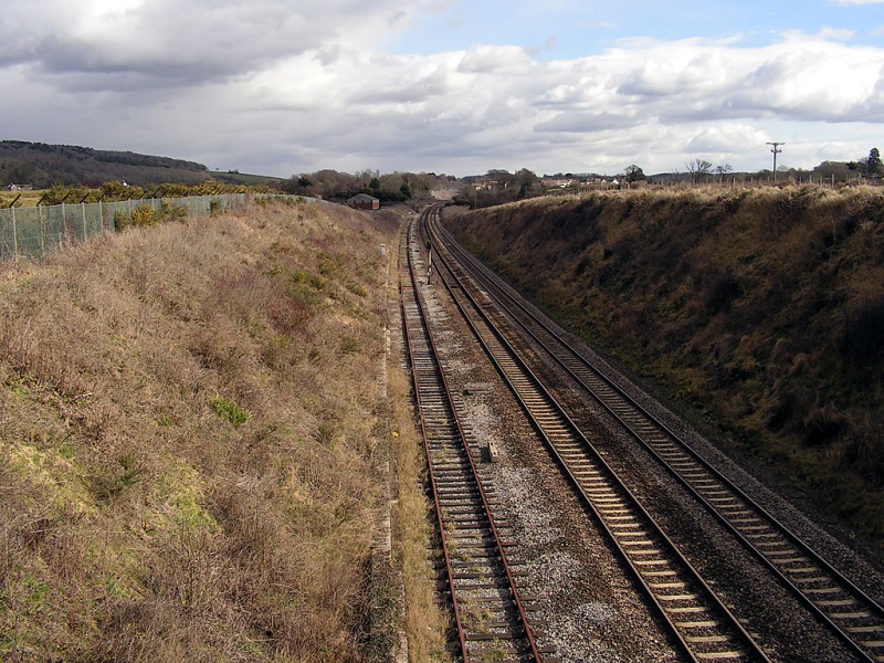 File:Tyntesfield Footpath2.jpg