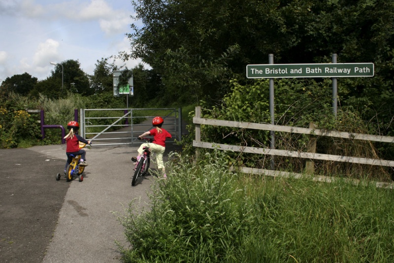 File:Brassmill Lane2.jpg
