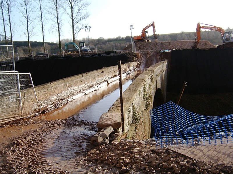 File:Fenshurst Gardens1.jpg