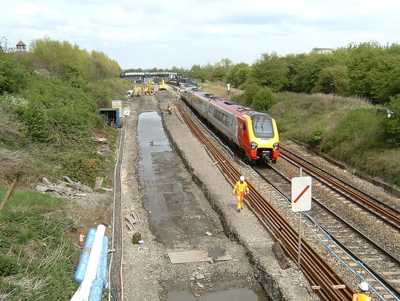 File:Stanley Farm Footbridge23.jpg