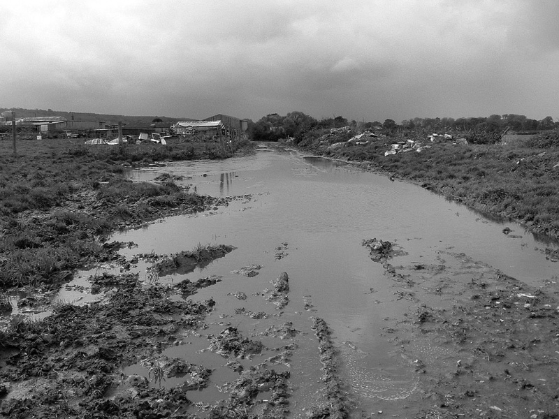 File:Nailsea Footpath5.jpg