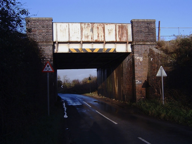 File:Station Road - Pilning1.jpg