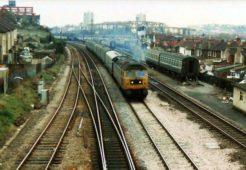 File:MalagoValeCarriageSidings18.jpg