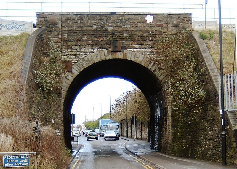 File:Glenfrome Road2.jpg