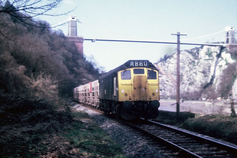 File:Clifton Bridge No 1 Tunnel6.jpg