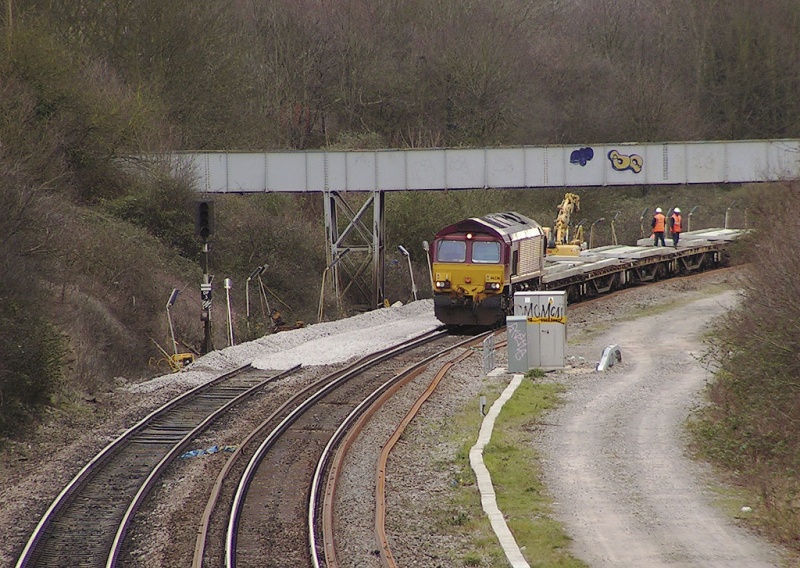 File:Lockleaze Footbridge9.jpg