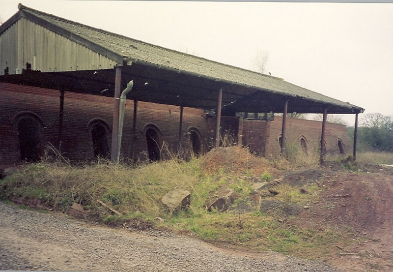 File:Shortwood Brickworks2.jpg