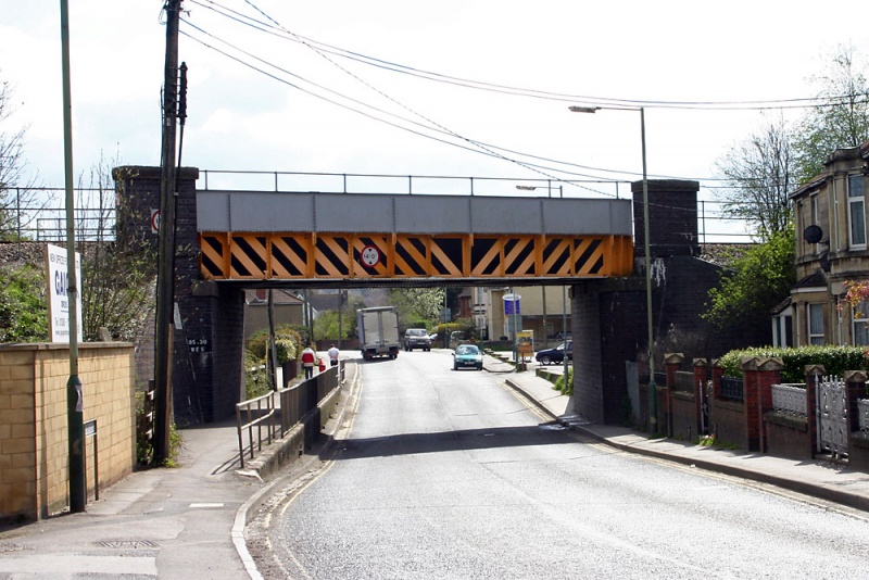 File:Station Road-Westbury Avoider1.jpg