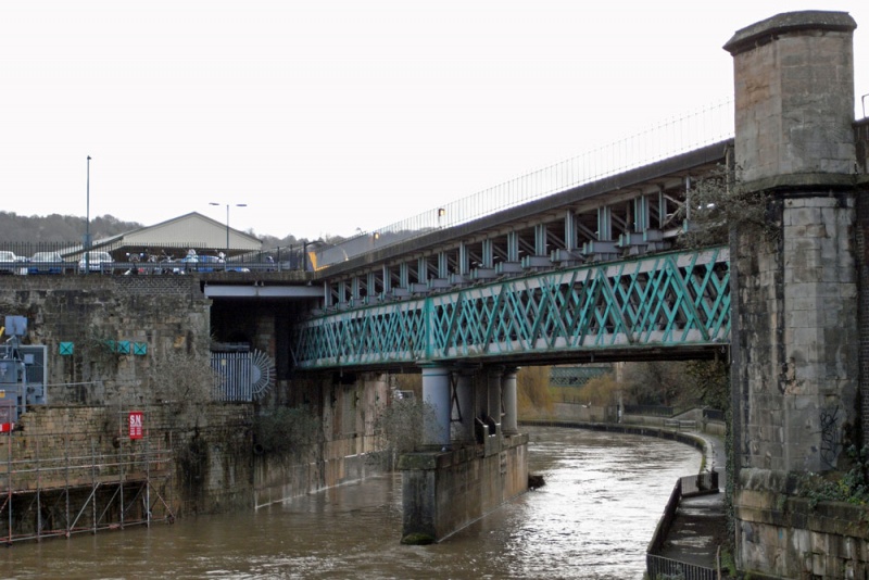 File:Bath West Bridge2.jpg