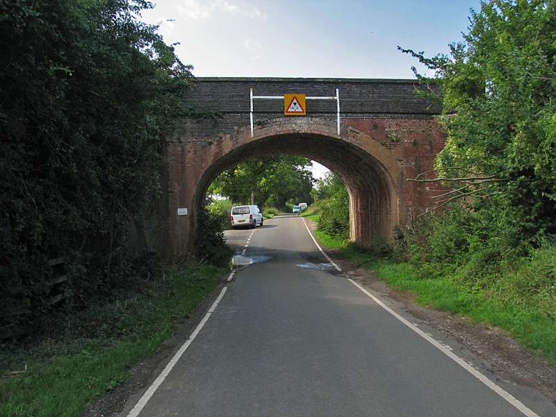 File:Wotten Road1.jpg