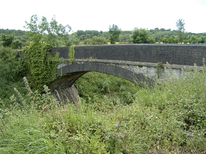 File:Long Ashton Footpath3.jpg