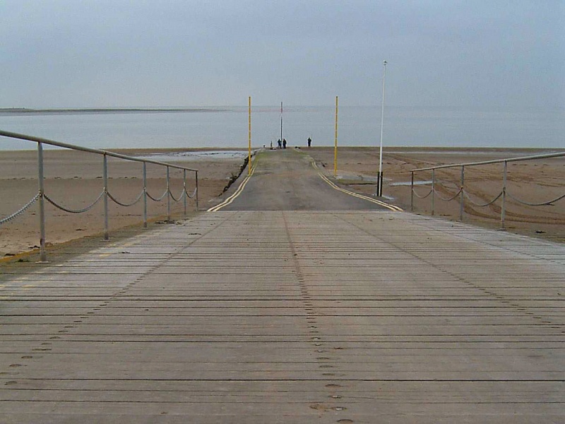 File:Burnham on Sea1.jpg