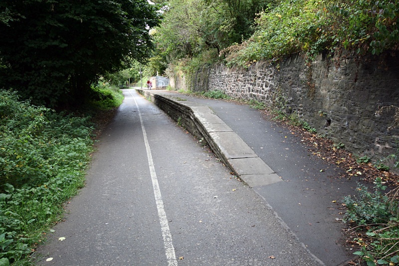 File:Staple Hill2.jpg