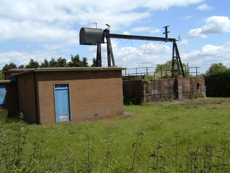File:Pump House Siding1.jpg